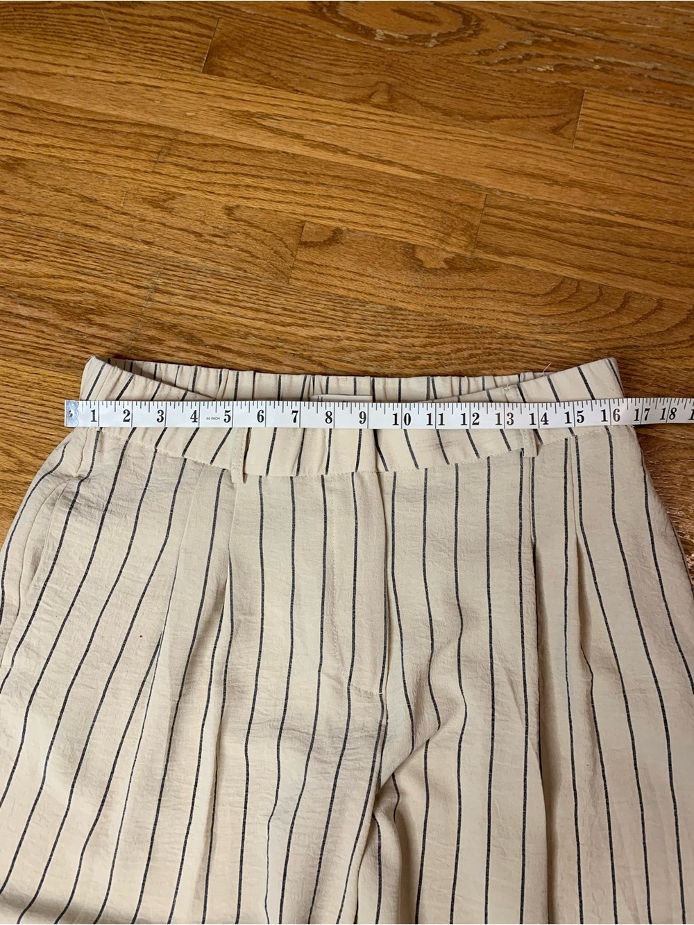 Haver + Blair Cream & Navy Vertical Stripe Wide Leg Culotte Pants - Large - Picture 7 of 8